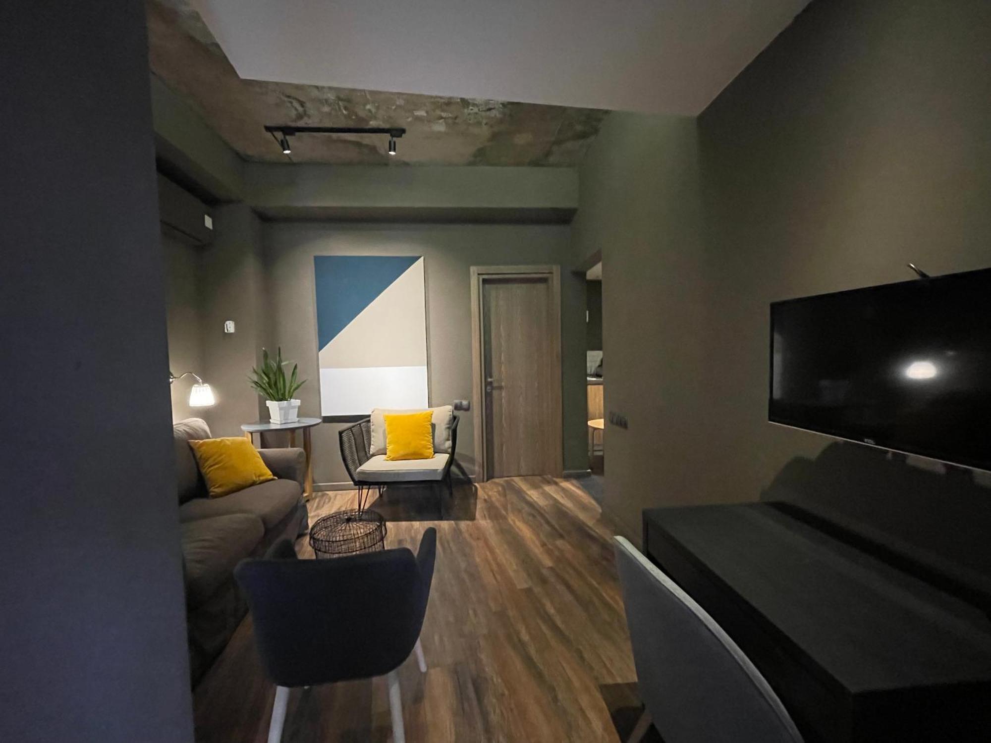 شقة Moma, Contemporary Design At Old Tbilisi. Perfect Location المظهر الخارجي الصورة